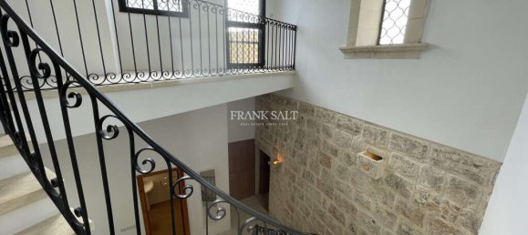 4 غرف نوم منزل في Naxxar, Malta رقم 8539 8