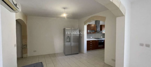 4 غرف نوم منزل في Naxxar, Malta رقم 8539 4