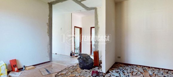 5 rooms Villa in Gaggio Montano, Italy No. 9267 8