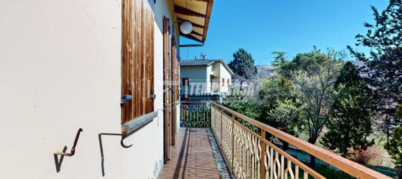5 rooms Villa in Gaggio Montano, Italy No. 9267 5