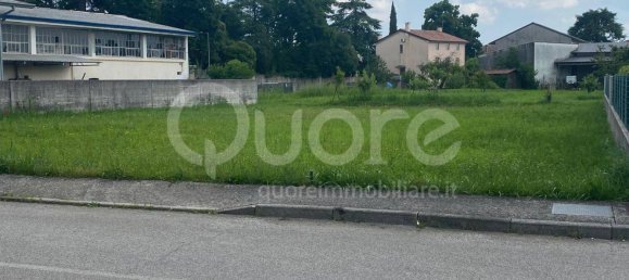 870m² Land in Udine, Italy No. 164398 2