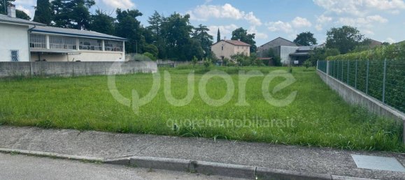 870m² Land in Udine, Italy No. 164398 7