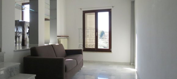 5 rooms Apartment in Lucca, Italy No. 45105 6
