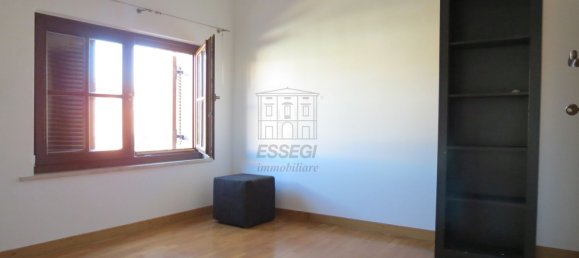 5 rooms Apartment in Lucca, Italy No. 45105 13