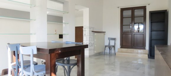 5 rooms Apartment in Lucca, Italy No. 45105 5