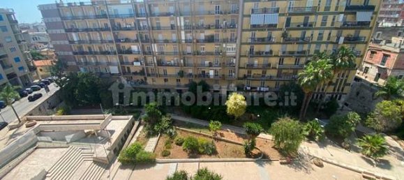 Квартира с 2 спальнями в Бишелье, Италия № 278669 5