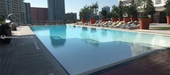 2 غرف نوم عقار تجاري في Miami, الولايات المتحدة رقم 615114 14