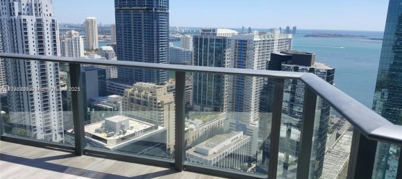 2 غرف نوم عقار تجاري في Miami, الولايات المتحدة رقم 615114 21