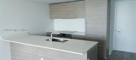2 غرف نوم عقار تجاري في Miami, الولايات المتحدة رقم 615114 26