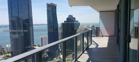 2 غرف نوم عقار تجاري في Miami, الولايات المتحدة رقم 615114 20