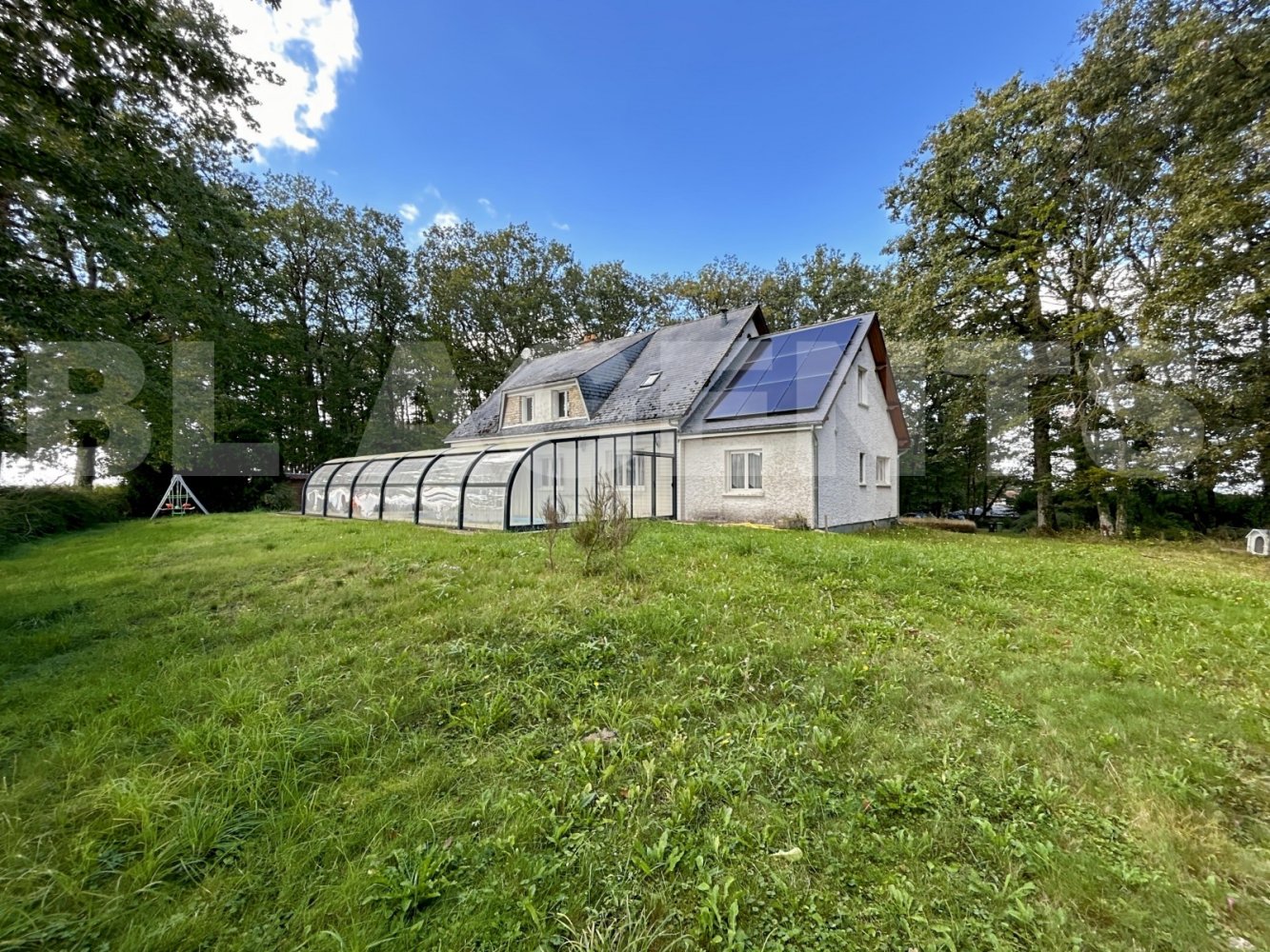 5 bedrooms House in Etais-la-Sauvin, France No. 48375