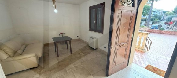 Villa de 6 habitaciónes en Barletta, Italy No. 20126 5