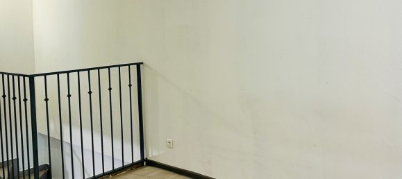 3 bedrooms House in Chateauneuf, France No. 346487 2