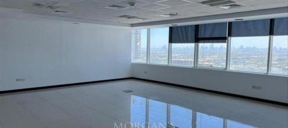 125.2m² Office in Jumeirah Lake Towers, UAE No. 31940 2