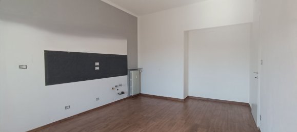 4 Schlafzimmer Wohnung in Valenza, Italy, Nr. 358257 6