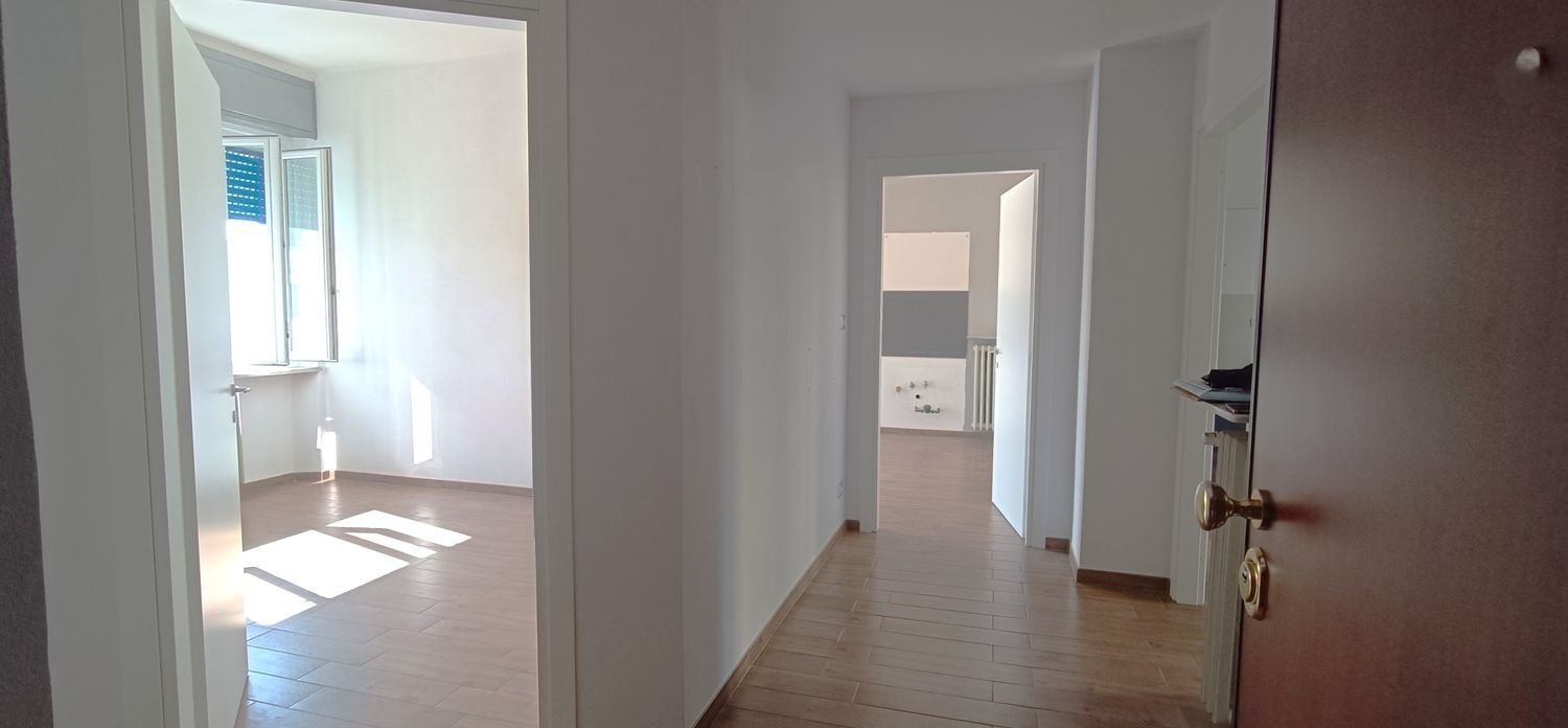 4 Schlafzimmer Wohnung in Valenza, Italy, Nr. 358257