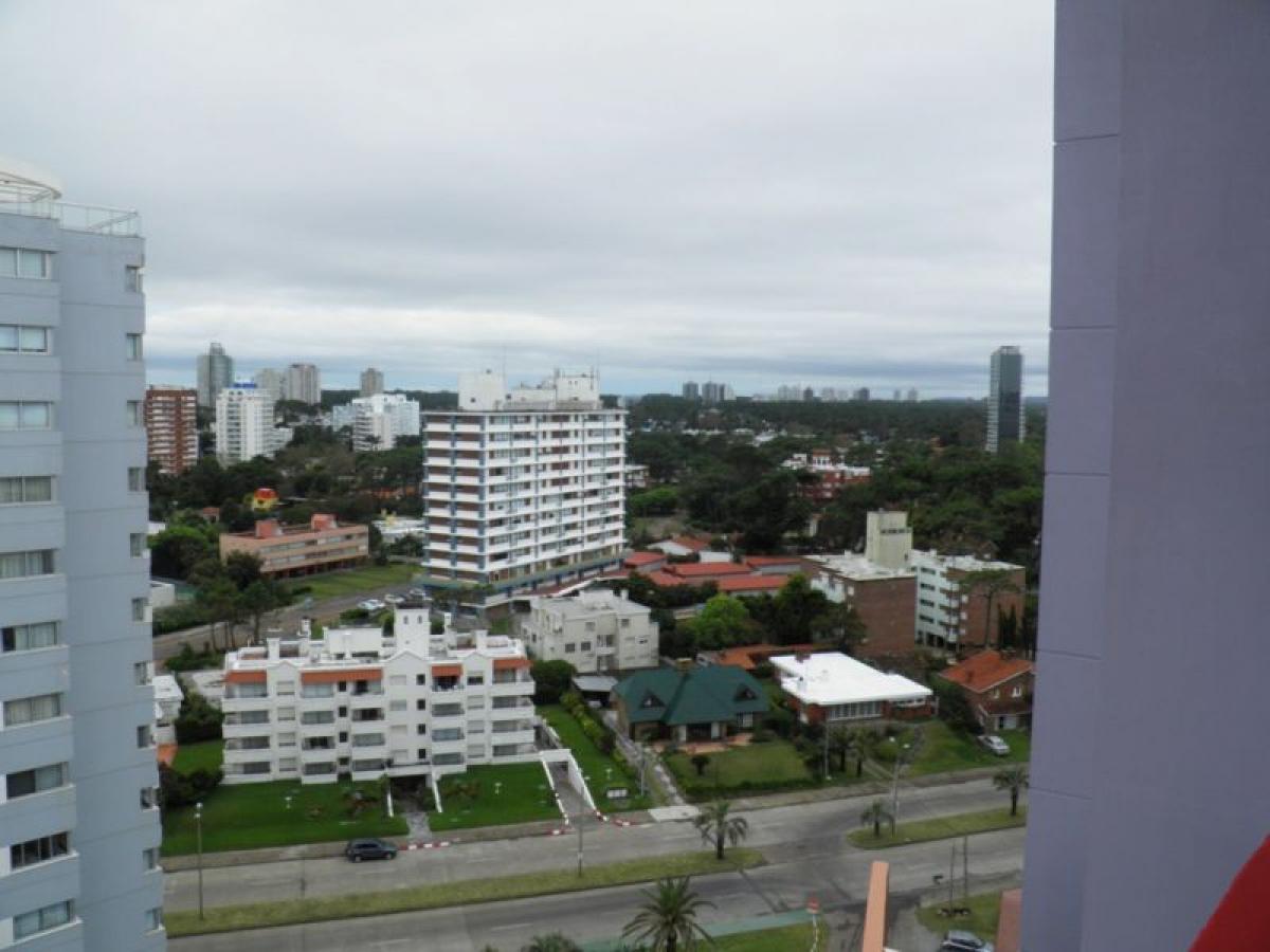 2 bedrooms Apartment in Maldonado, Uruguay No. 12066