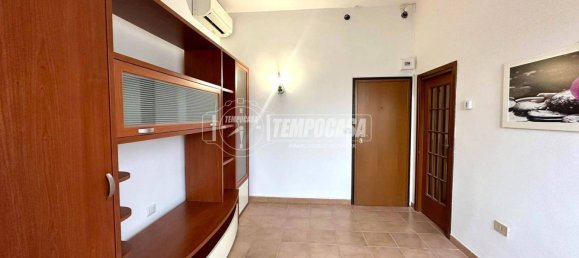 1 bedroom Apartment in Modena, Italy No. 221232 5