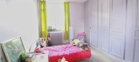 Edificio en Doullens, France 267 m² No. 94958 3