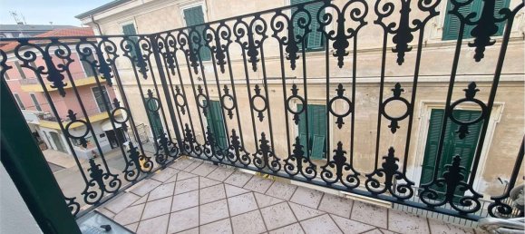 Duplex de 3 divisões em Diano Marina, Italy N.º 188262 5