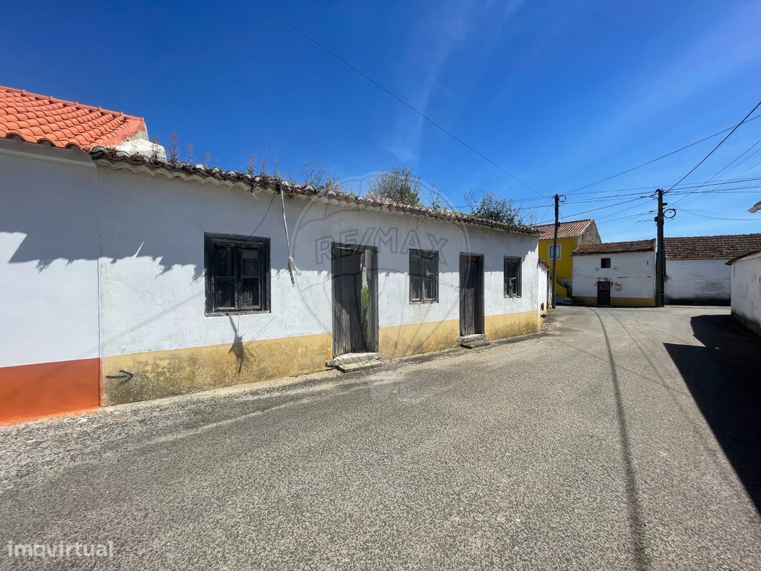 2 bedrooms House in Torres Novas, Portugal No. 182732