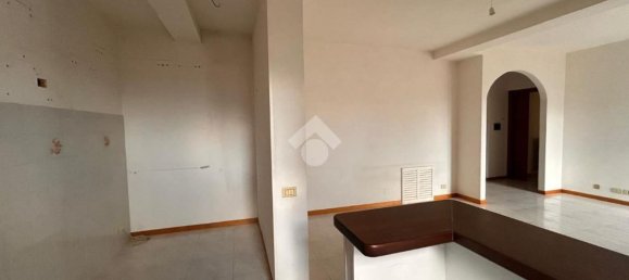 3 rooms Apartment in Deruta, Italy No. 148502 3