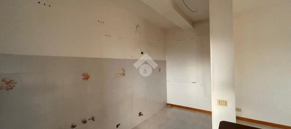 3 rooms Apartment in Deruta, Italy No. 148502 7