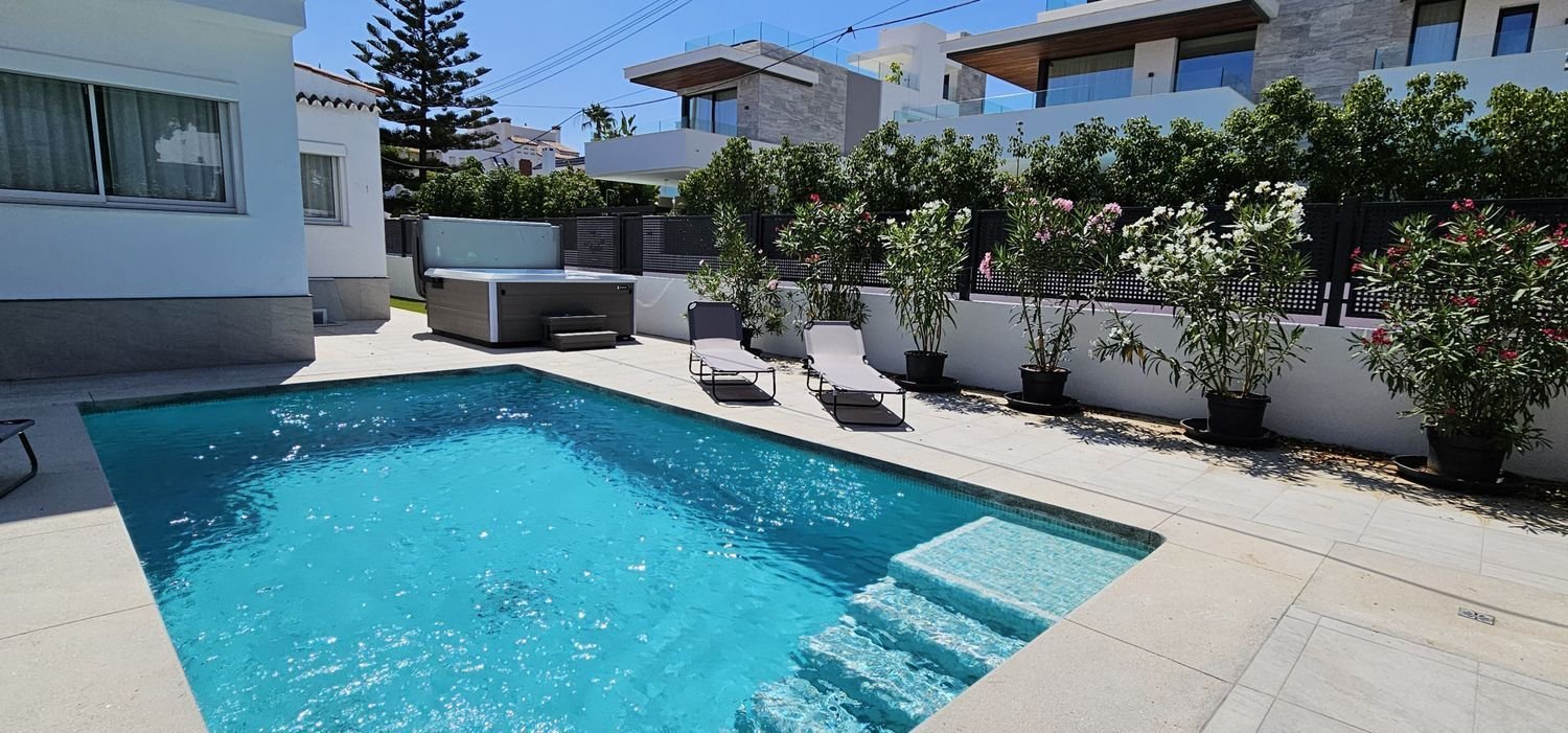 6 Schlafzimmer Villa in Marbella, Spain, Nr. 191190