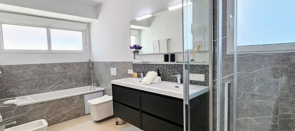 6 Schlafzimmer Villa in Marbella, Spain, Nr. 191190 24