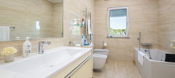 Дом с 4 спальнями в Алвор, Португалия № 121437 41