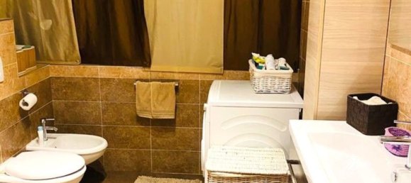 2 rooms Apartment in Rome, Italy No. 16645 4