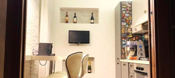 2 rooms Apartment in Rome, Italy No. 16645 2