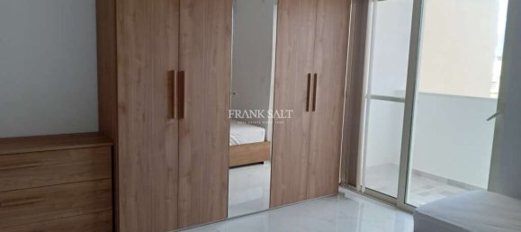 3 chambres Appartement à Victoria, Malta No. 5981 10