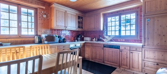 6 bedrooms House in Champery, Switzerland No. 277 4