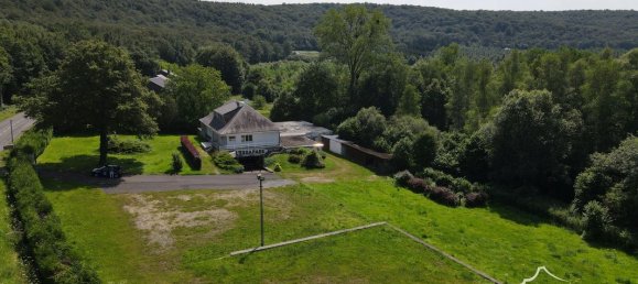 5 bedrooms House in Gespunsart, France No. 152076 10