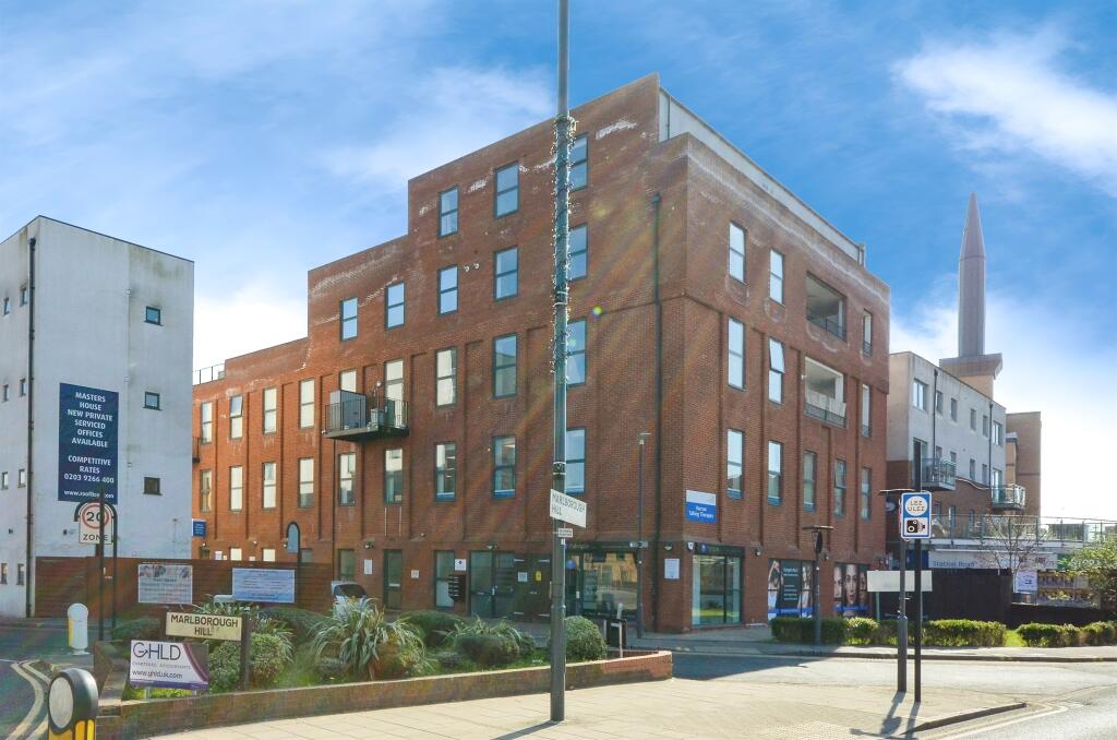 2 bedrooms Apartment in Harrow, United Kingdom No. 6338