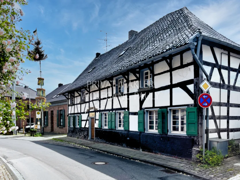 6 غرف نوم مقهى / مطعم في North Rhine-Westphalia, Germany رقم 235680