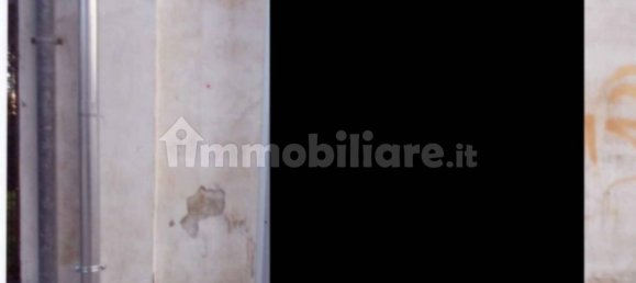 3 rooms Warehouse in Foggia, Italy No. 357386 3