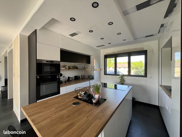 3 bedrooms House in Baralle, France No. 312937