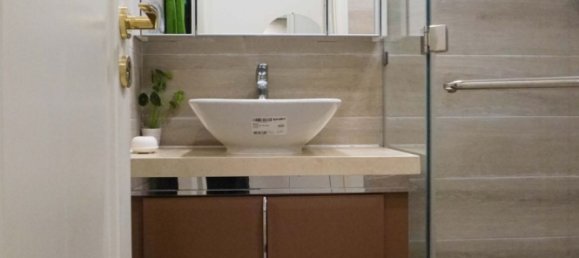 2 rooms Office in District 1, Vietnam No. 17966 20