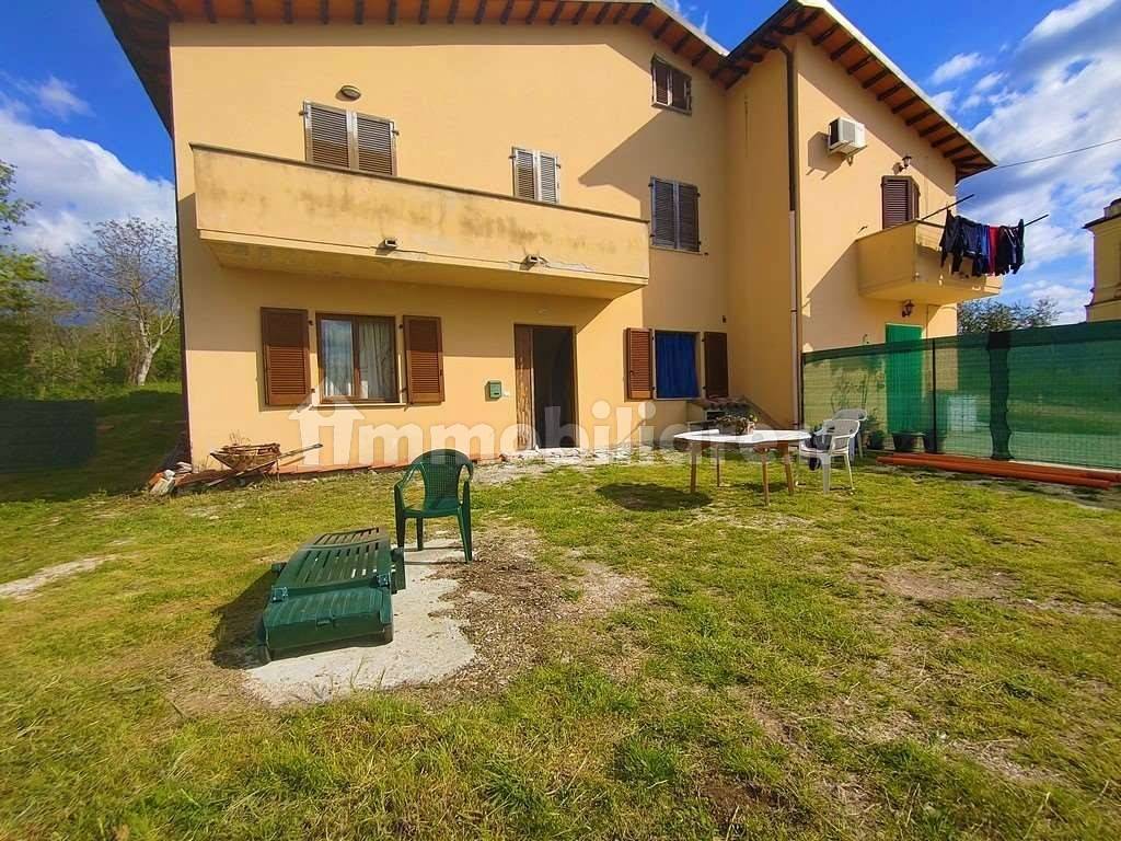 2 غرف نوم شقة في Nocera Umbra, Italy رقم 47678