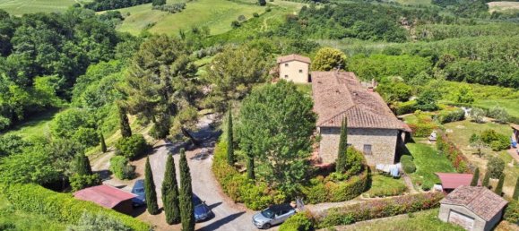 2 bedrooms House in Montaione, Italy No. 146 2