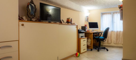 Дом с 8 спальнями в Генуя, Италия № 364702 3