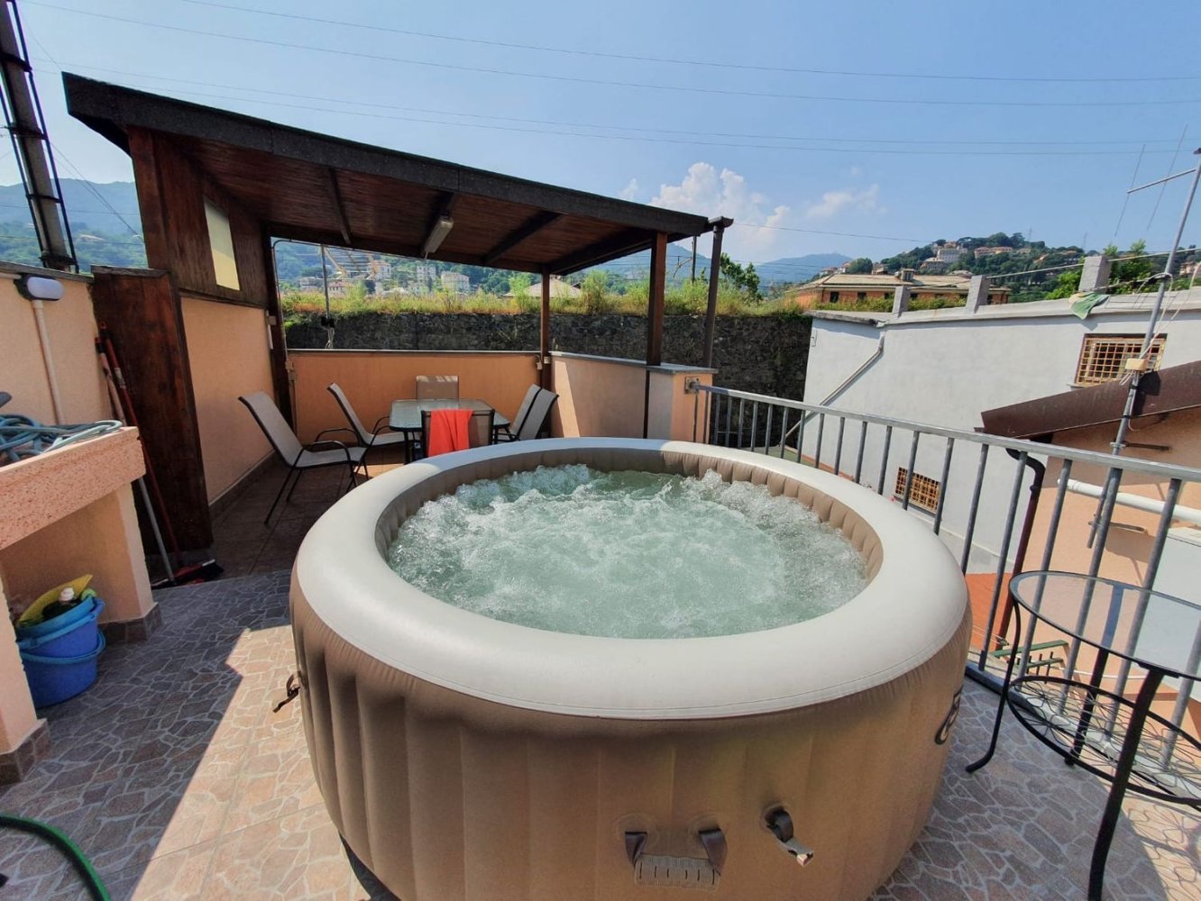 Дом с 8 спальнями в Генуя, Италия № 364702