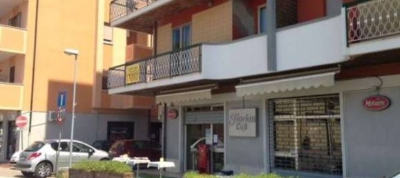 Propriété commerciale à Montesilvano, Italy 78m² No. 191965 25