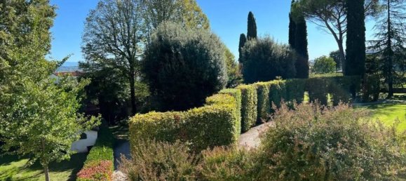 12 bedrooms Villa in Udine, Italy No. 333020 5