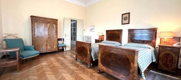 12 bedrooms Villa in Udine, Italy No. 333020 15