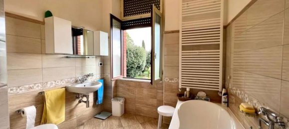 12 bedrooms Villa in Udine, Italy No. 333020 16