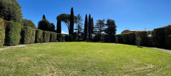 12 bedrooms Villa in Udine, Italy No. 333020 7