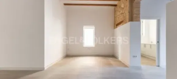 Коммерческая недвижимость 110м² в Валенсия, Испания № 174199 2